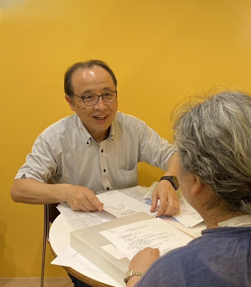 外国人生活相談の様子